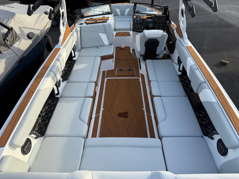 Slide: The Image of Axis T250 2026 - 10