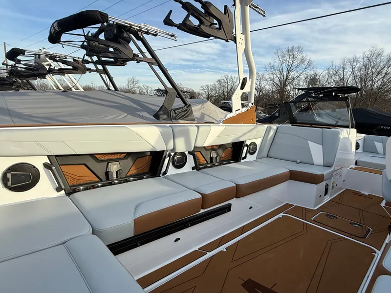 Slide: The Image of Axis T250 2026 - 11