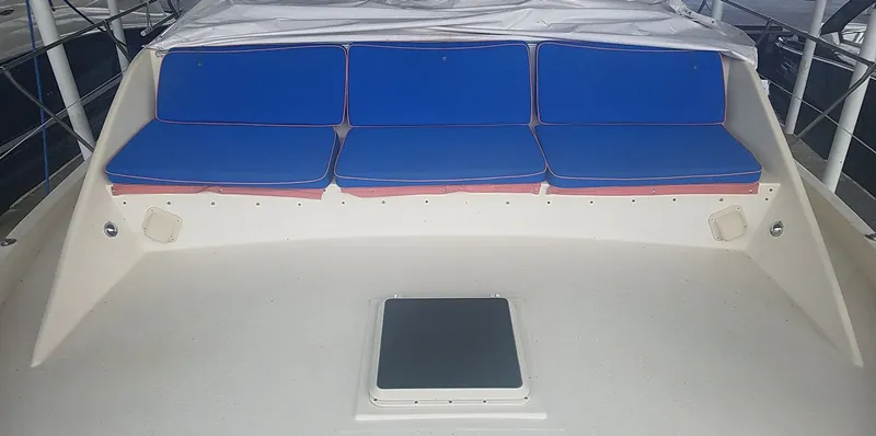 Slide: The Image of Cobalt R8 Surf 2026 - 6