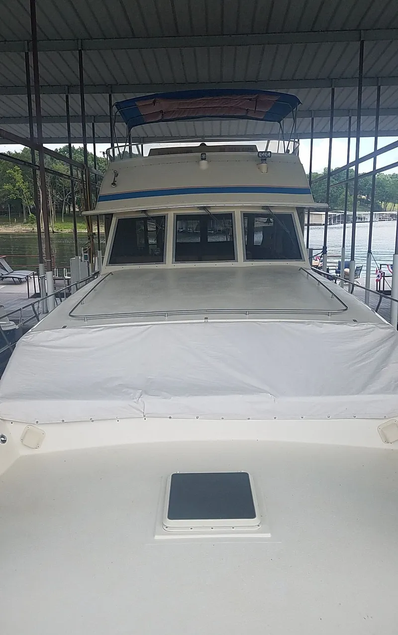 Slide: The Image of Cobalt R8 Surf 2026 - 8