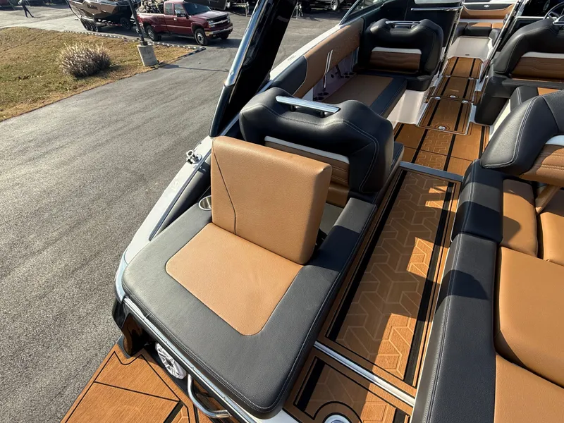 Slide: The Image of Regal LS6 Surf 2026 - 14