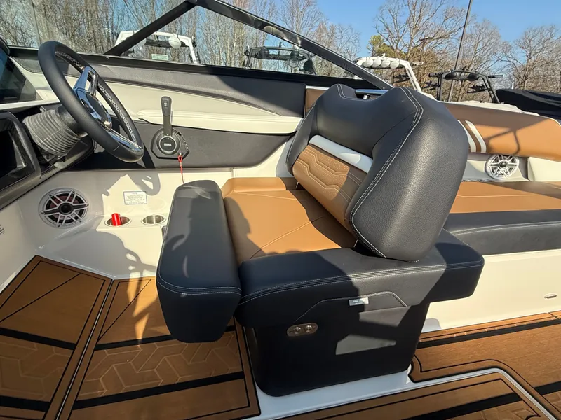 Slide: The Image of Regal LS6 Surf 2026 - 25