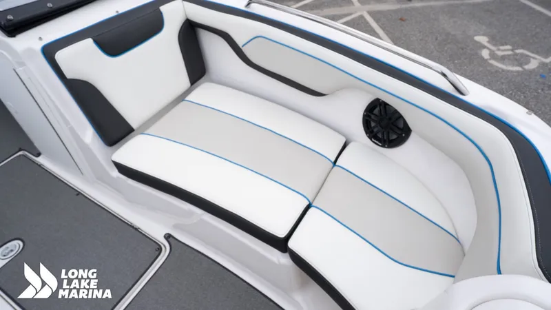 Slide: The Image of Yamaha AR210 2019 - 17