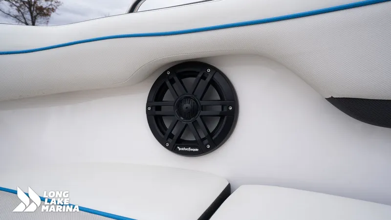 Slide: The Image of Yamaha AR210 2019 - 18