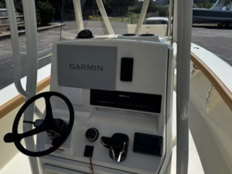 Slide: The Image of Pathfinder 2700 Open 2025 - 13