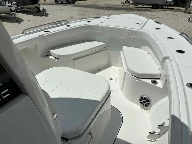 Slide: The Image of Parker Marine 274 Fathom 2026 - 9