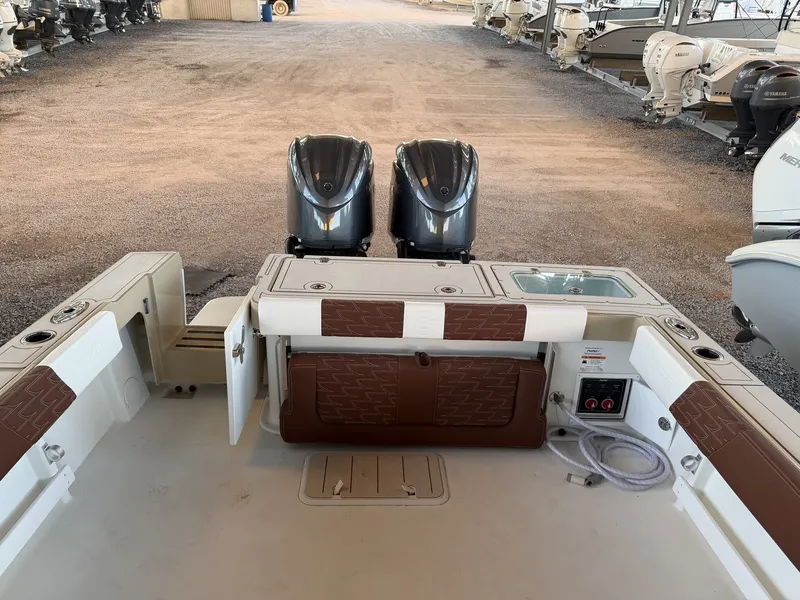 Slide: The Image of Parker Marine 287 Explorer 2026 - 12