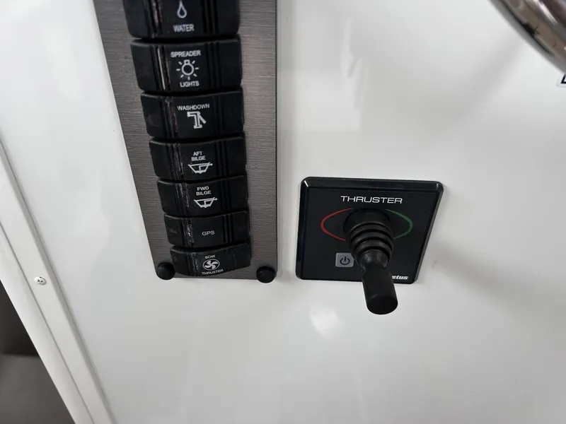 Slide: The Image of Parker Marine 287 Explorer 2026 - 27