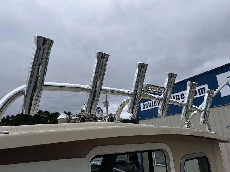 Slide: The Image of Parker Marine 287 Explorer 2026 - 31