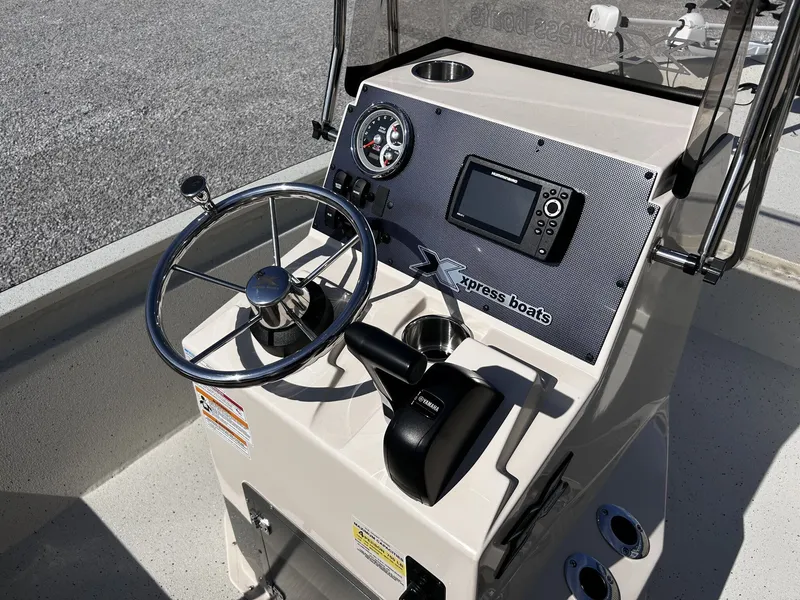 Slide: The Image of Xpress H190B Bay 2026 - 3