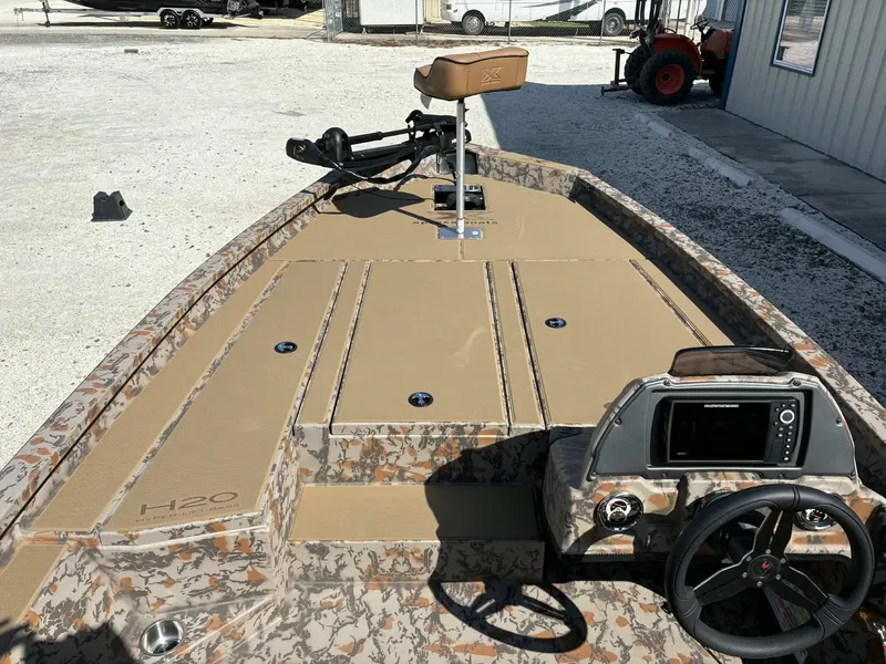 Slide: The Image of Xpress Hyper-Lift Bass Series H20 2026 - 17