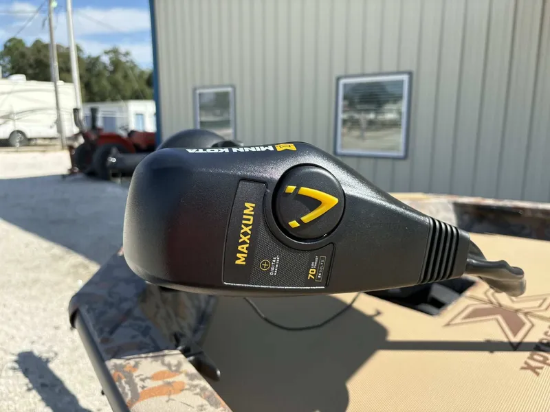 Slide: The Image of Xpress Hyper-Lift Bass Series H20 2026 - 18