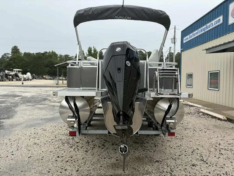 Slide: The Image of Avalon Venture 85 23 VERSA FISH-TRITOON 200HP 2025 - 5
