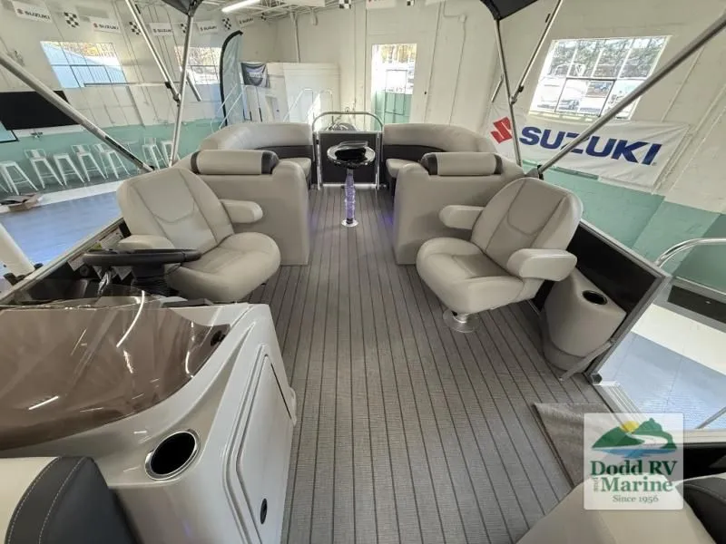 Slide: The Image of Mirage 8522 LZ 2026 - 13