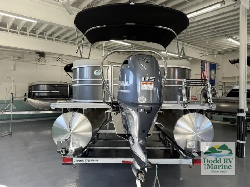 Slide: The Image of Mirage 8522 LZ 2026 - 8