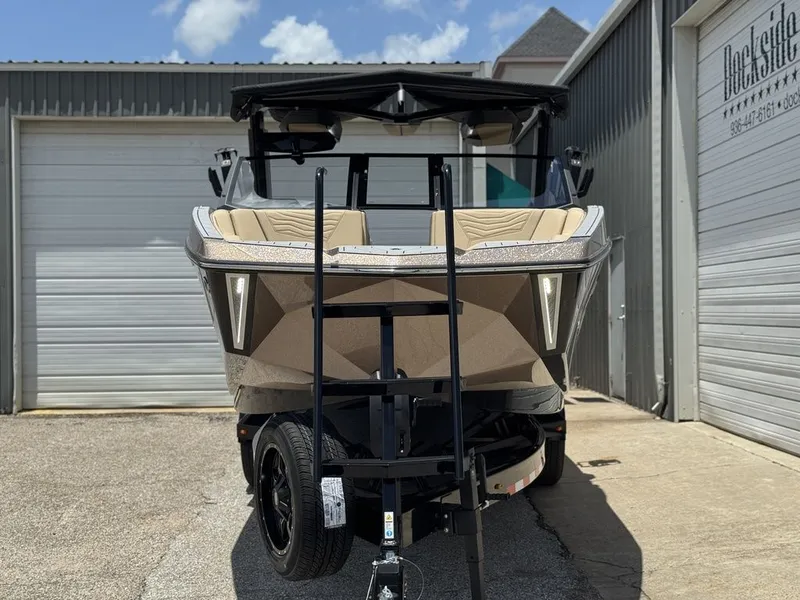 Slide: The Image of Nautique Super Air Nautique G25 2025 - 3