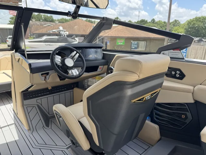 Slide: The Image of Nautique Super Air Nautique G25 2025 - 7