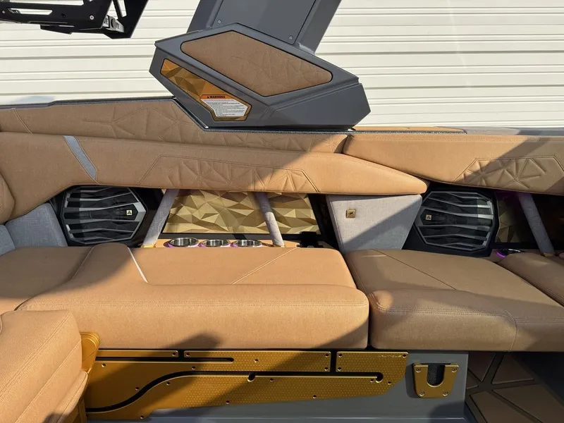 Slide: The Image of Nautique Super Air Nautique G23 Paragon 2026 - 10