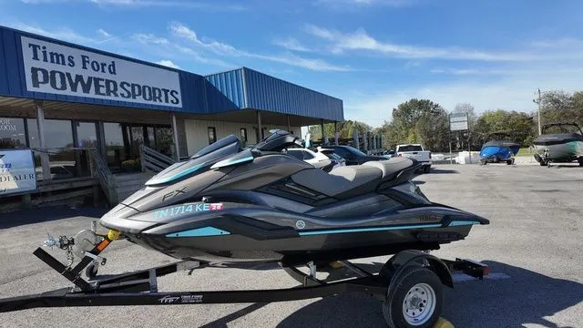 Slide: The Image of Yamaha FX HO 2025 - 11