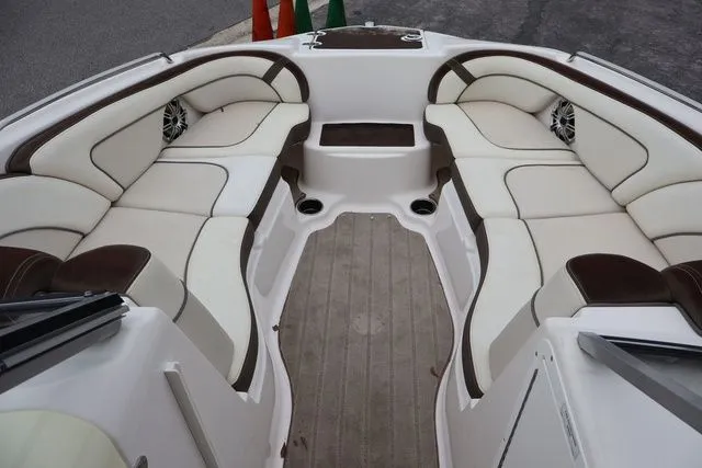 Slide: The Image of Yamaha 242 LTD S - Yacht Blue - Galv 2014 - 10