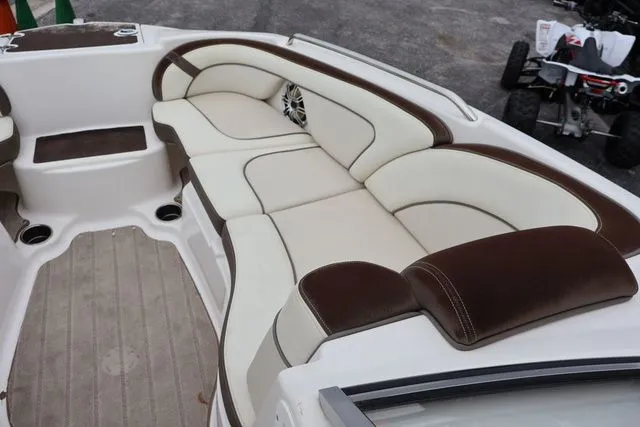 Slide: The Image of Yamaha 242 LTD S - Yacht Blue - Galv 2014 - 11