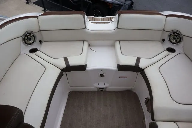 Slide: The Image of Yamaha 242 LTD S - Yacht Blue - Galv 2014 - 16