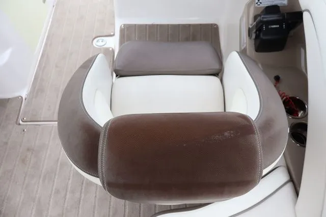 Slide: The Image of Yamaha 242 LTD S - Yacht Blue - Galv 2014 - 18