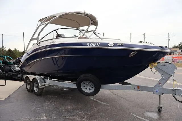 Slide: The Image of Yamaha 242 LTD S - Yacht Blue - Galv 2014 - 7