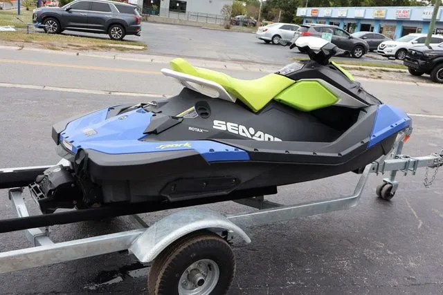 Slide: The Image of Sea-Doo Spark 2021 - 6