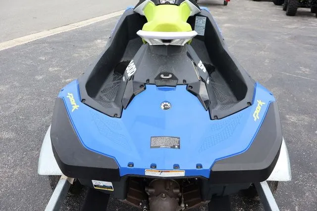 Slide: The Image of Sea-Doo Spark 2020 - 10