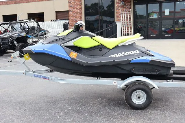 Slide: The Image of Sea-Doo Spark 2020 - 3