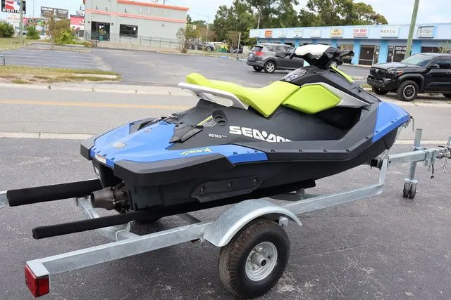 Slide: The Image of Sea-Doo Spark 2020 - 6