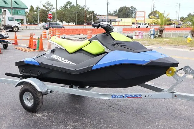 Slide: The Image of Sea-Doo Spark 2020 - 8