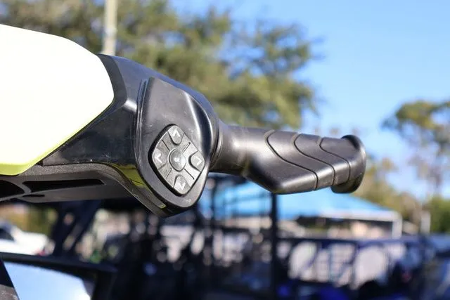 Slide: The Image of Sea-Doo PWC GTR 230 EB/NY 20 2020 - 13