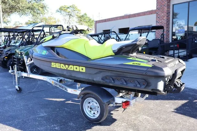 Slide: The Image of Sea-Doo PWC GTR 230 EB/NY 20 2020 - 4