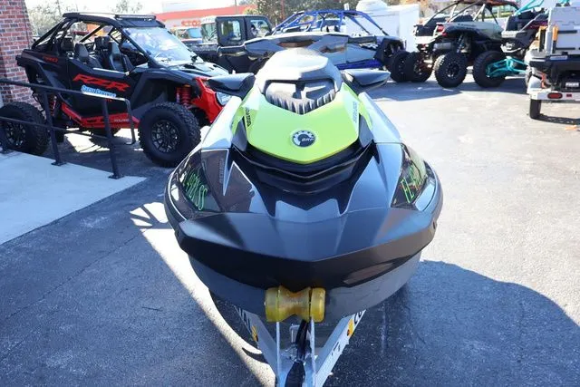 Slide: The Image of Sea-Doo PWC GTR 230 EB/NY 20 2020 - 9