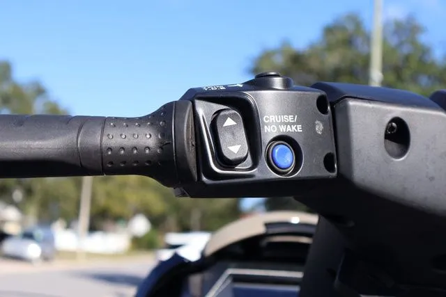 Slide: The Image of Yamaha FX CRUISER SVHO W/AUDIO-BLACK/TITAN GRAY 2022 - 14