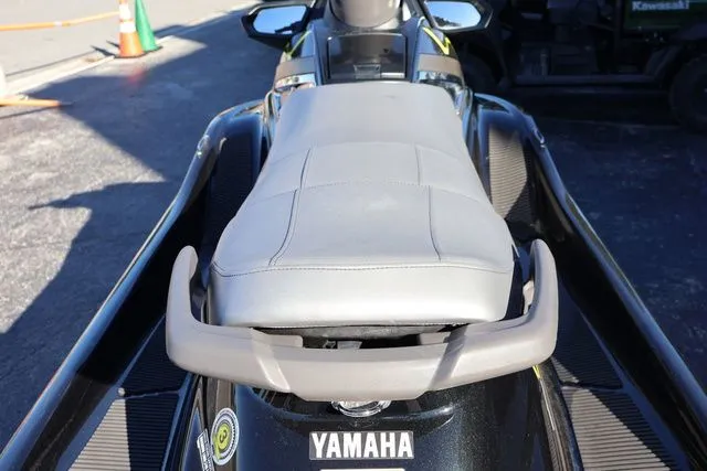 Slide: The Image of Yamaha VX 2015 - 10