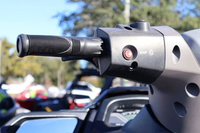 Slide: The Image of Yamaha VX 2015 - 13