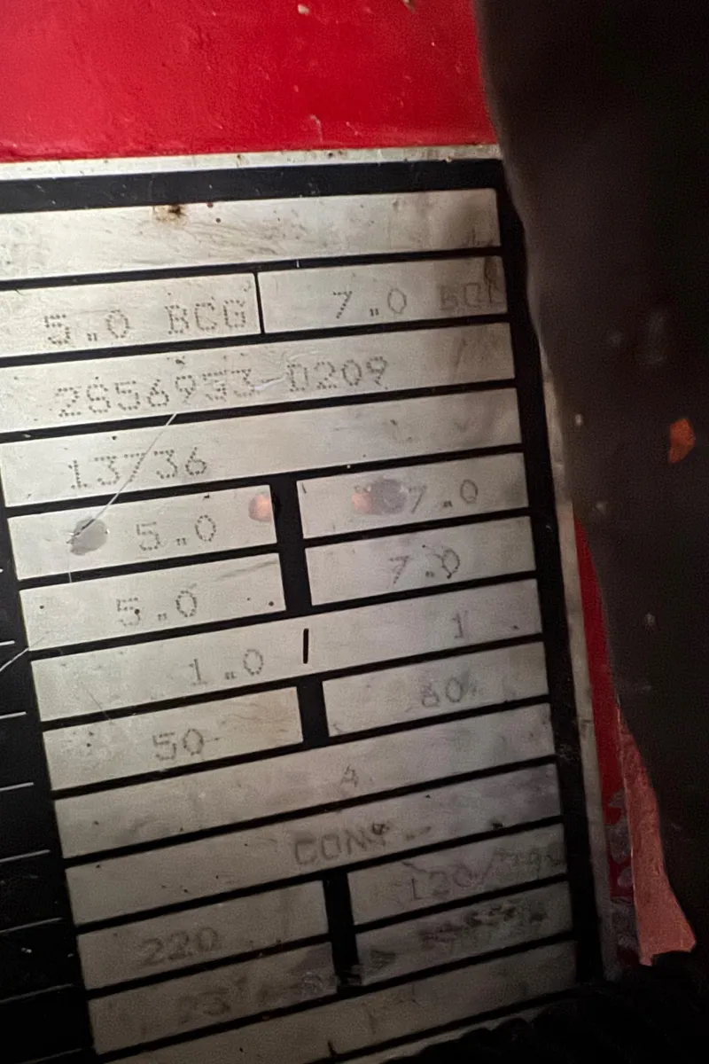 Slide: The Image of Gibson 44 CABIN YACHT 1993 - 49