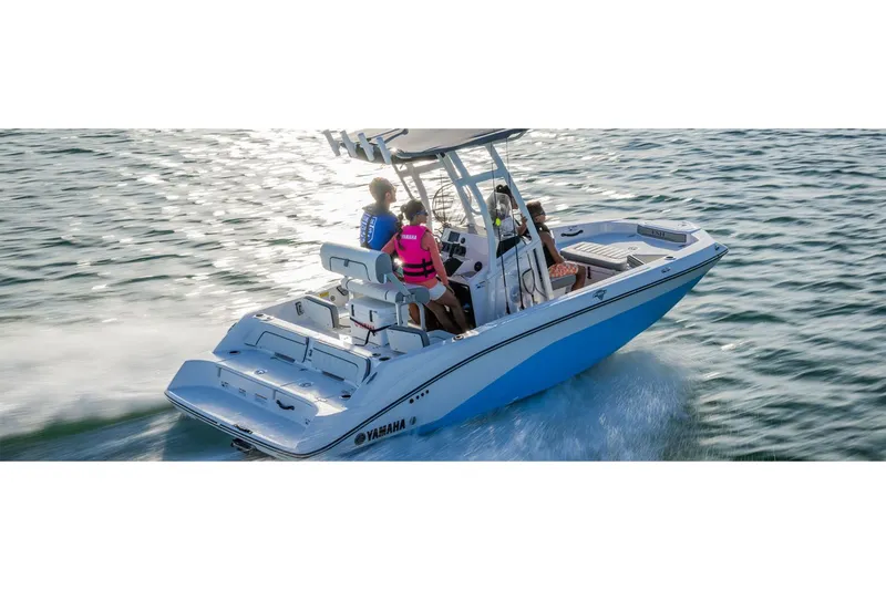 Slide: The Image of Yamaha 190 FSH Sport 2025 - 9