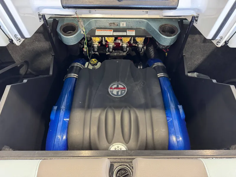 Slide: The Image of MasterCraft X24 2022 - 31