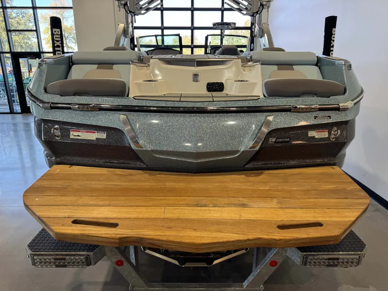 Slide: The Image of MasterCraft X24 2022 - 8