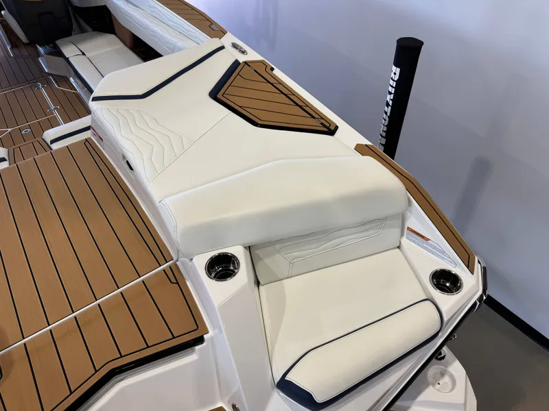 Slide: The Image of Nautique Super Air Nautique G25 2025 - 11