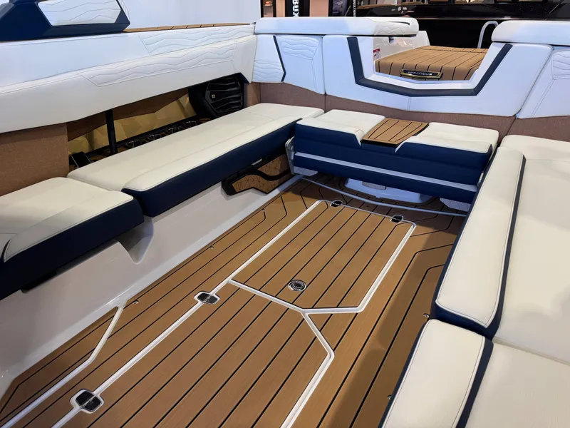 Slide: The Image of Nautique Super Air Nautique G25 2025 - 15