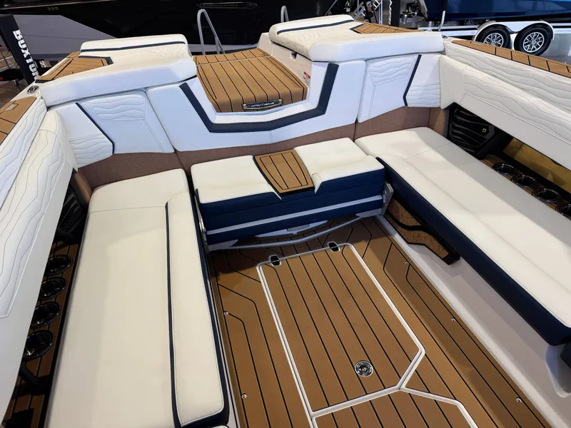 Slide: The Image of Nautique Super Air Nautique G25 2025 - 16