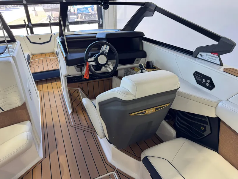 Slide: The Image of Nautique Super Air Nautique G25 2025 - 24