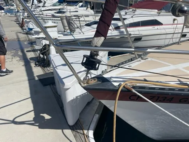 Slide: The Image of Roller Furling Headsail - 3