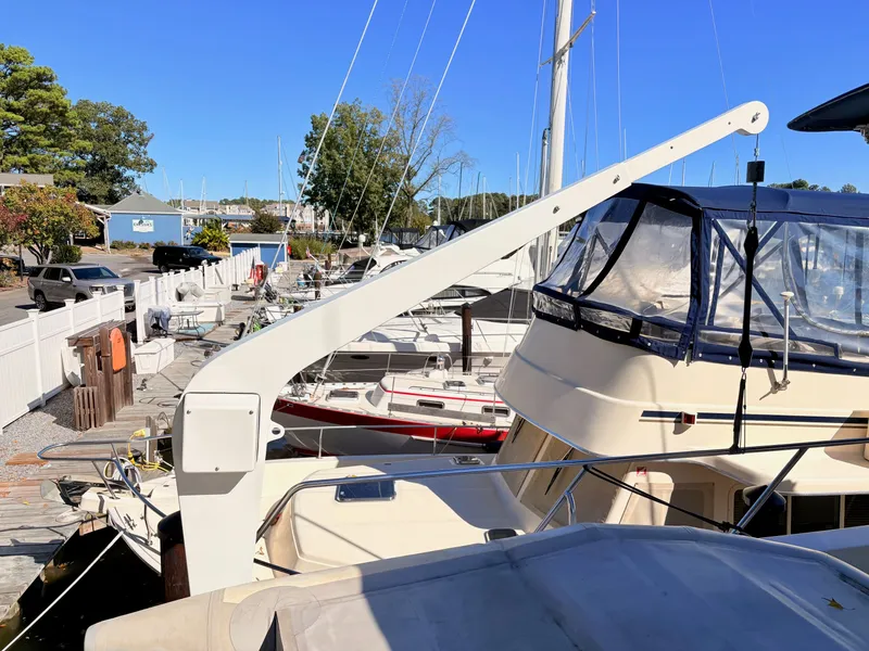 Slide: The Image of Ocean Alexander 50 MK II PHMY 1985 - 13