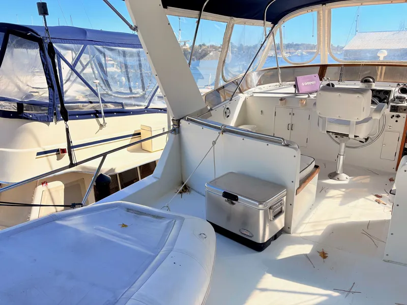 Slide: The Image of Ocean Alexander 50 MK II PHMY 1985 - 14